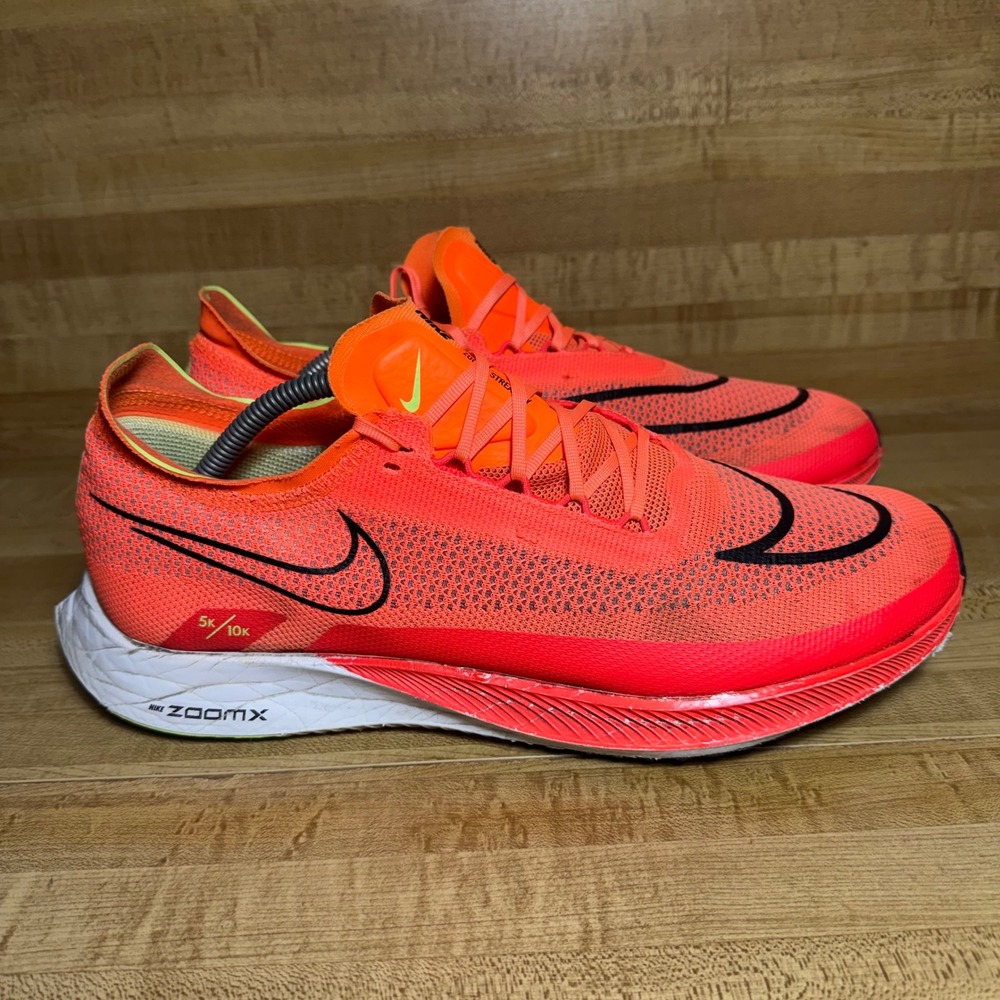 Nike ZoomX Streakfly Total Orange Crimson Men 11.5 Road Racing Shoes DJ6566-800